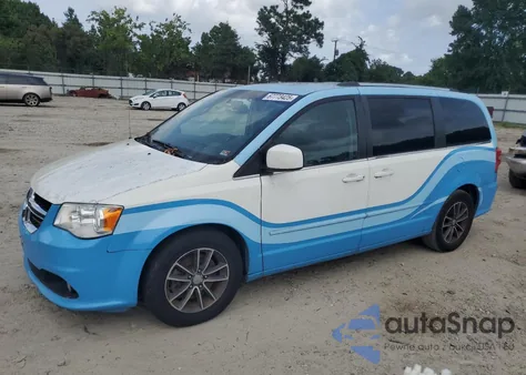 2016 Dodge Grand Caravan Sxt z USA, uszkodzony, nr VIN 2C4RDGCG9GR102703